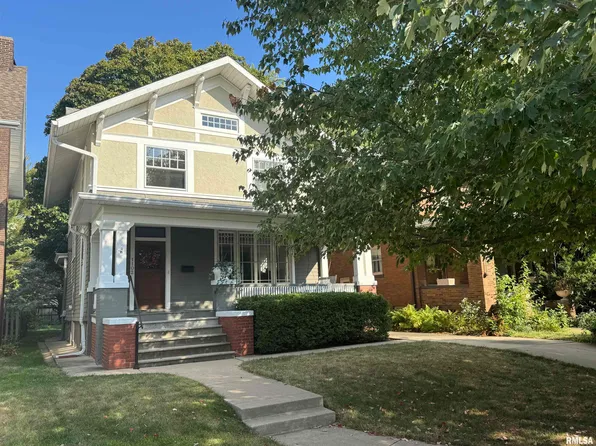 1102 N Institute Pl, Peoria, IL 61606