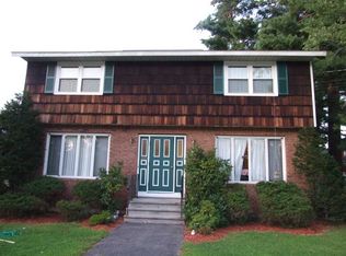 2871 Olean St, Schenectady, NY 12306