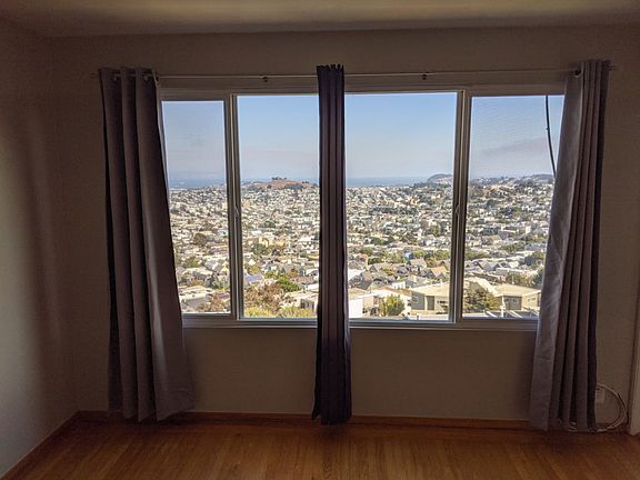 2nd image of 785 Corbett Ave #4