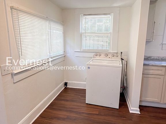 5th image of 1306 35th St