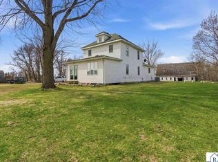 21598 478th Ave, Lake Crystal, MN 56055