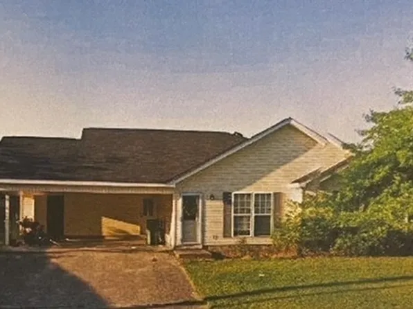 71 Park Mnr, Moundville, AL 35474