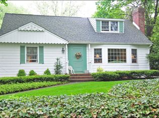 1025 Hillcrest Rd, Ridgewood, NJ 07450