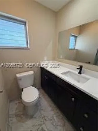 6720 Arbor Dr — Photo 4