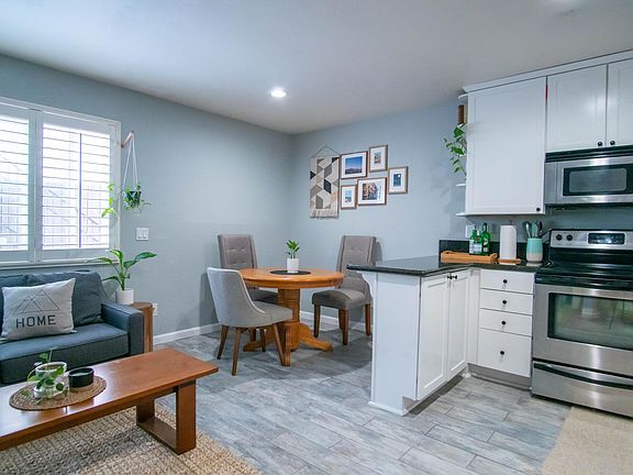4th image of 4020 Louisiana St Unit 1