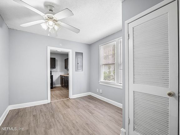 21st image of 1585 W 15TH Street