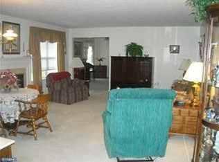 138 Peppergrass Dr, Mount Laurel, NJ 08054
