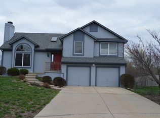 6702 W 157th Ter, Overland Park, KS 66223