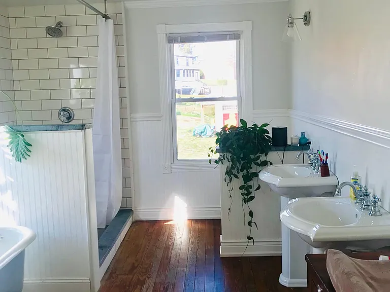 709 Page St — Photo 13