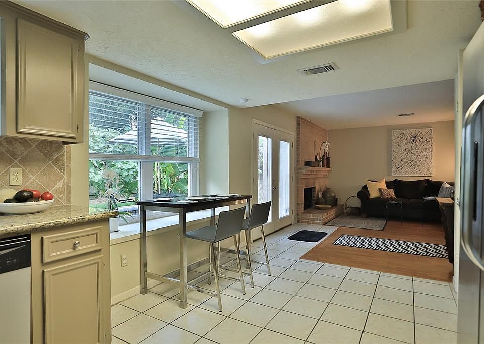 1st image of 10006 Jockey Club Dr