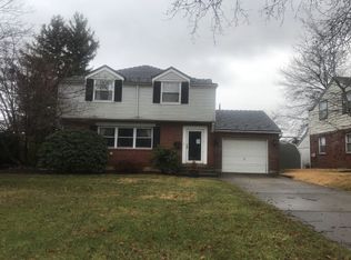 941 Buttonwood St, Emmaus, PA 18049