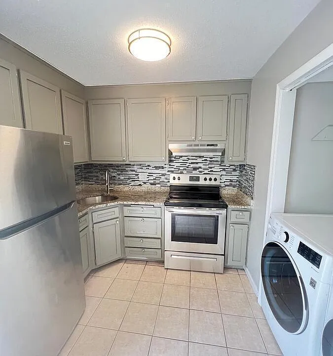 57 Union St #1