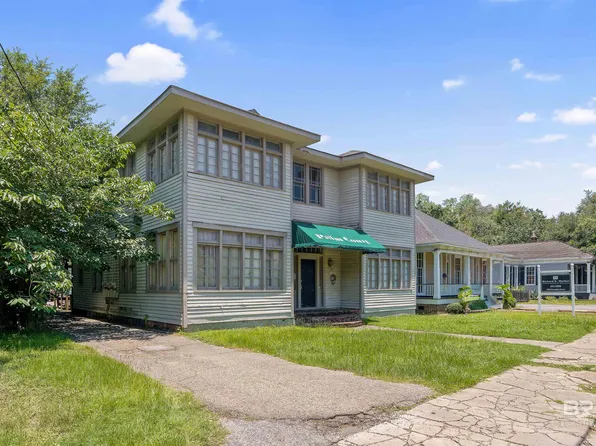 1010 Dauphin St, Mobile, AL 36604