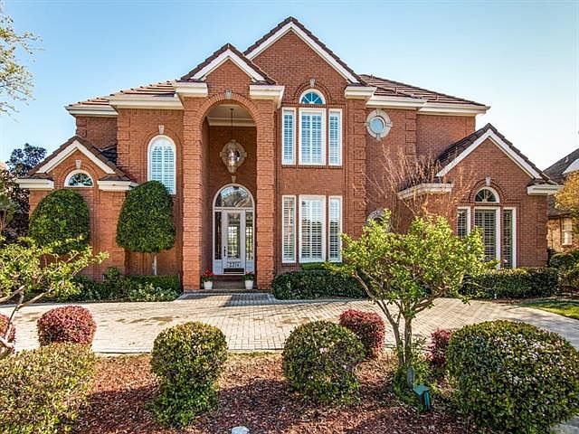 1st image of 2214 Creekside Cir N