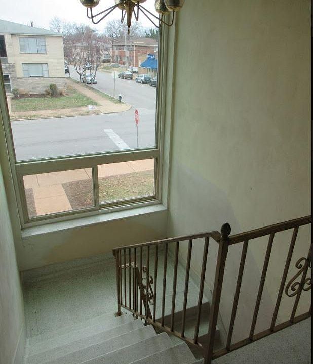 Entry Staircase