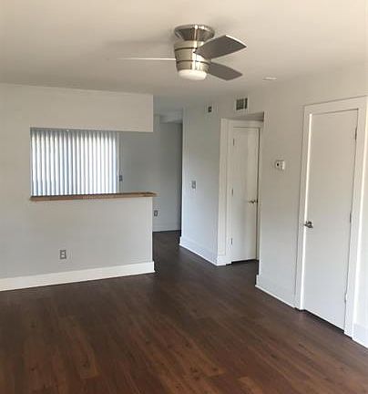 2nd image of 2637 River Dr Unit 26