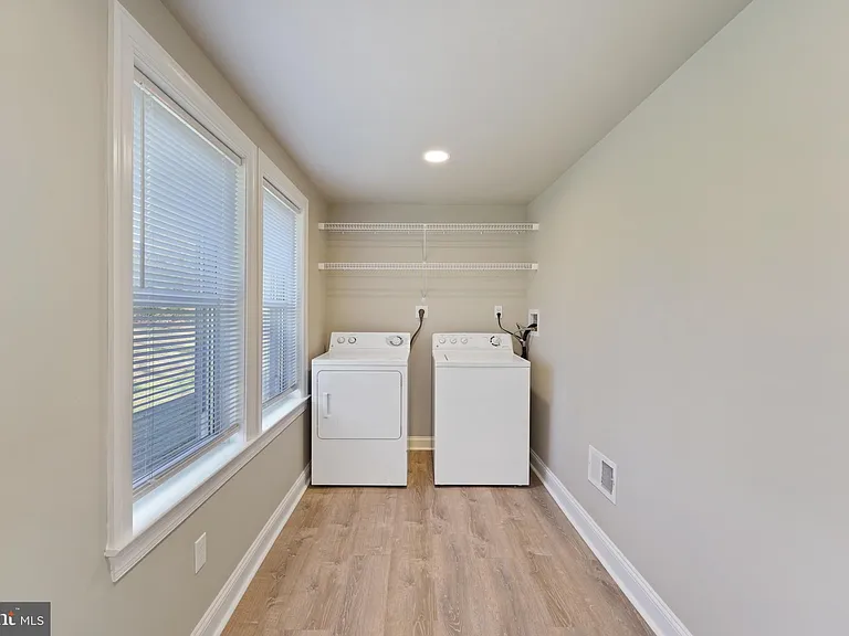 4411 Fairview Ave — Photo 19
