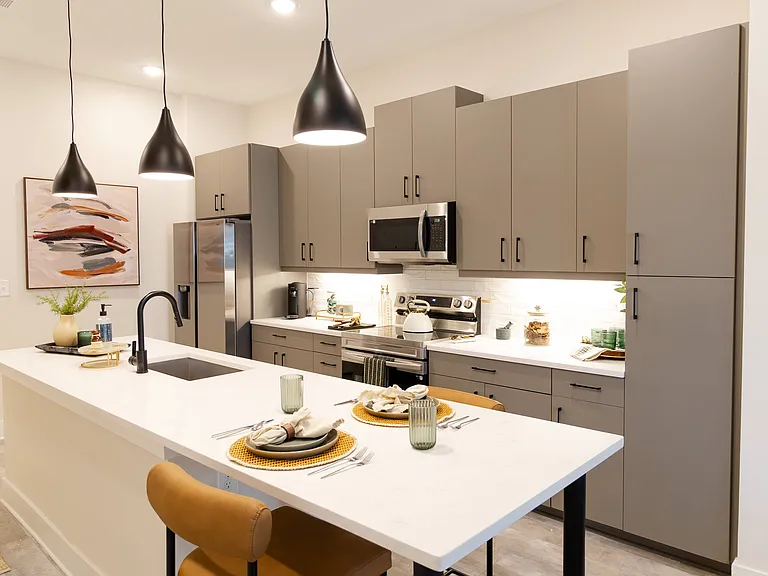 District at Riverside Apartments — Photo 98