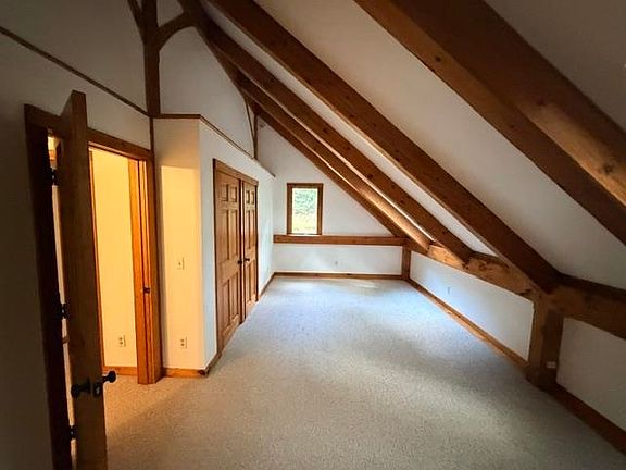 5th image of 563 Forest Rd #B
