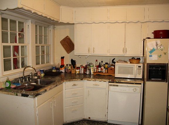 4th image of 403 N Church Ave