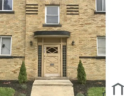 2725 Noble Rd — Photo 2