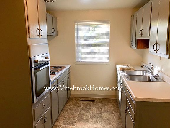 5th image of 6107 Corsica Dr