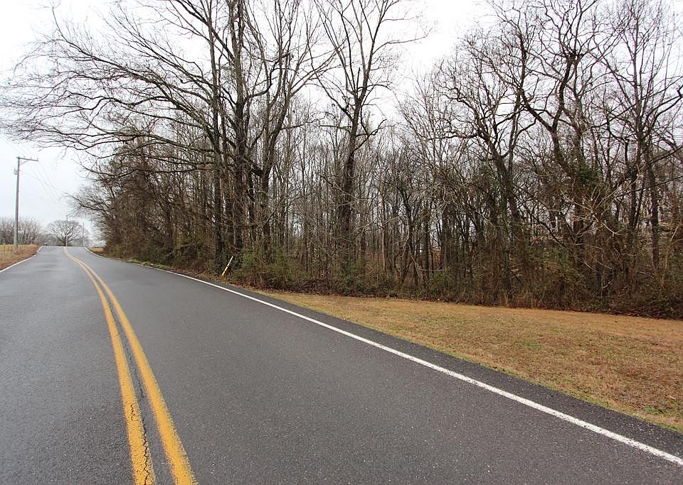 1st image of 2 Indian Warpath Rd Lot 1