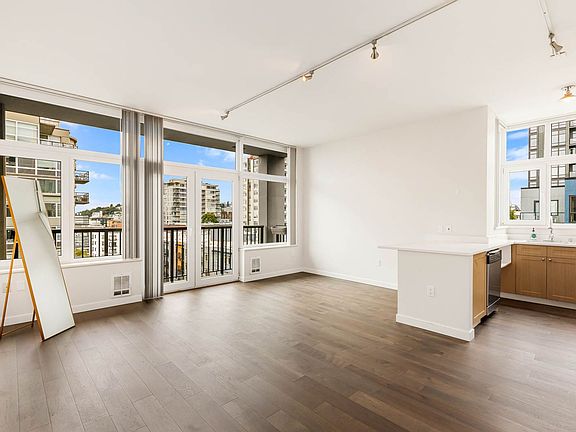 4th image of 2717 Western Ave APT 8000