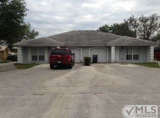 13892 Folkestone Cir, Wellington, FL 33414