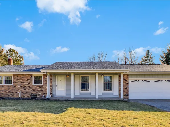 13594 County Road 720n, Charleston, IL 61920