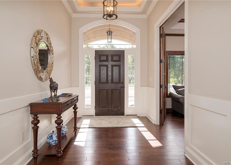 1st image of 4571 Gentwood Dr