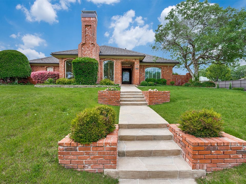 1st image of 15327 Cypress Hills Dr