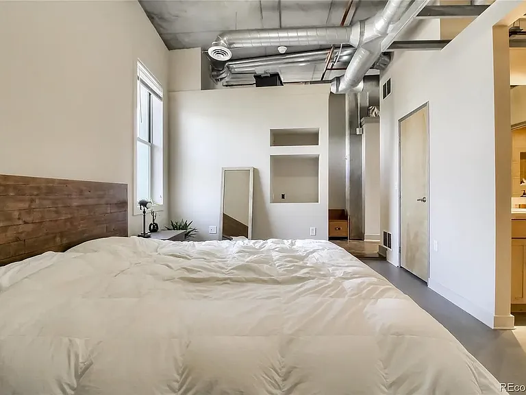 2899 N Speer Blvd #403 — Photo 19
