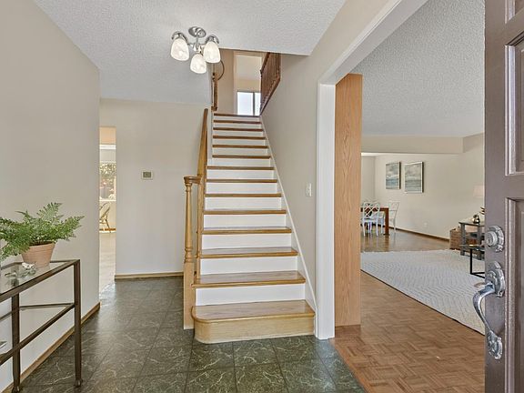 5th image of 21640 Fitzgerald Dr