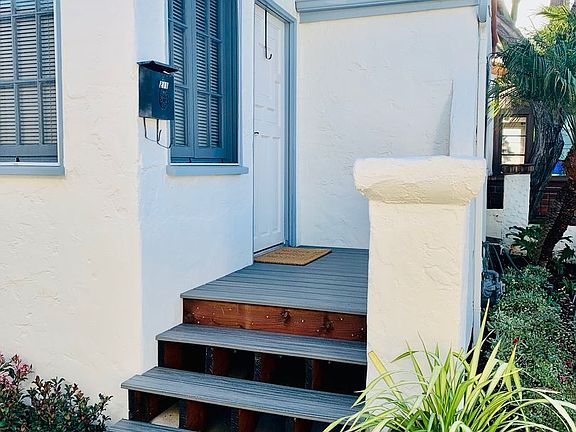 4th image of 211 Avenida Cabrillo
