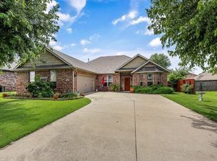 3004 N 16th St, Rogers, AR 72756