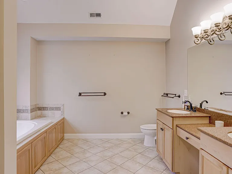 45 Silver Fox Rd — Photo 17