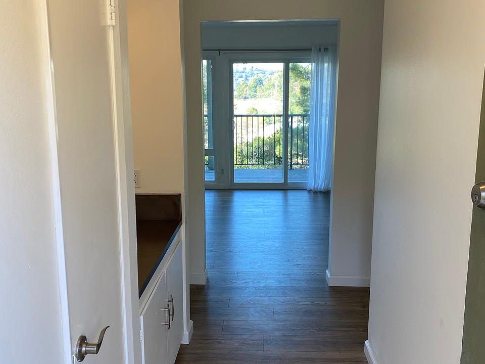 1st image of 1645 Mar West St APT 4