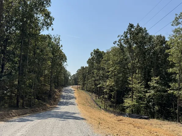 0 Longwood Ct Lot 50, Mc Ewen, TN 37101