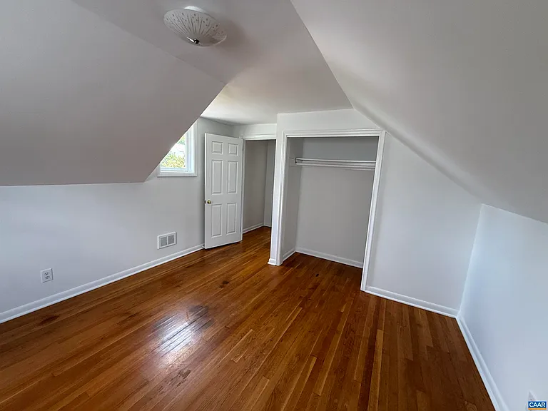 913 Druid Ave — Photo 18