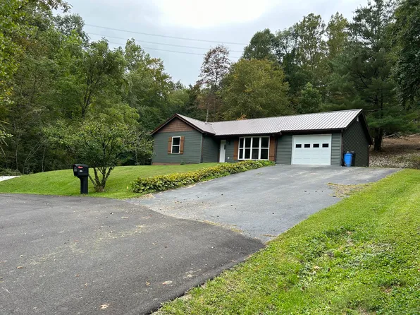 434 Chestnut St, Vanceburg, KY 41179