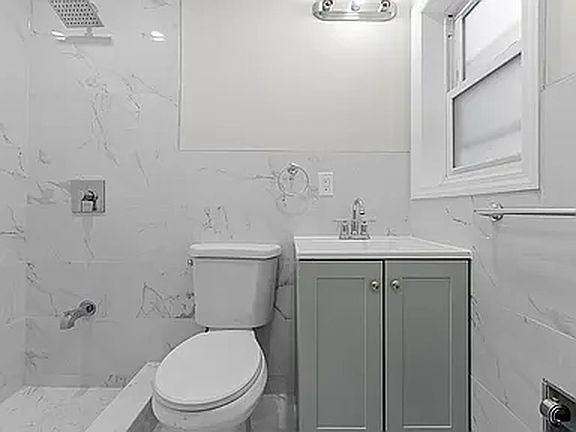 5th image of 134-20 176th St #1