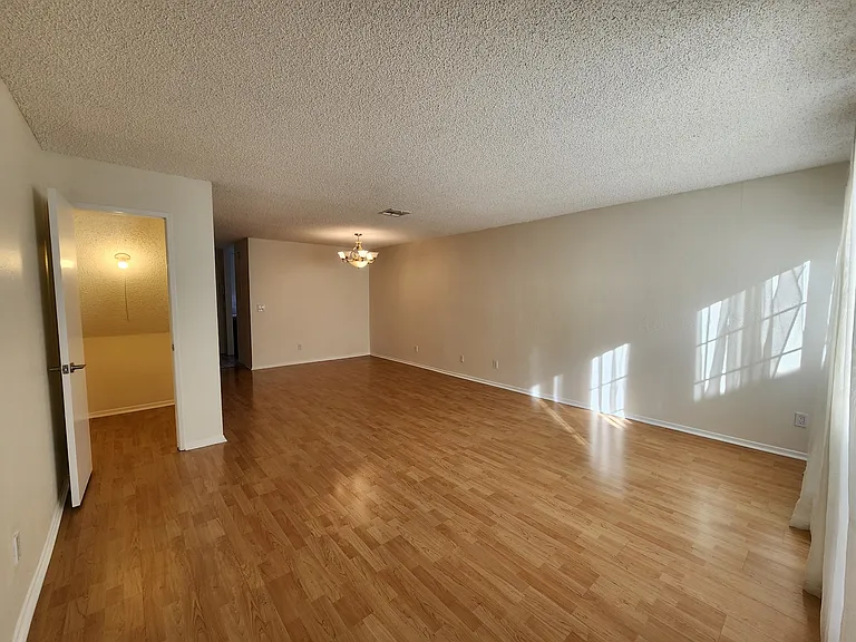 1118 N Kenmore Ave #2 — Photo 27