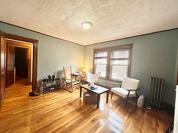 5th image of 10 Stockwell St #1