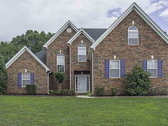 5th image of 407 Scenic Oak Dr