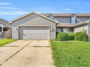 3912 Balmoral Dr, Champaign, IL 61822