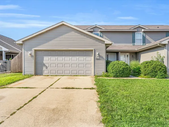 3912 Balmoral Dr, Champaign, IL 61822