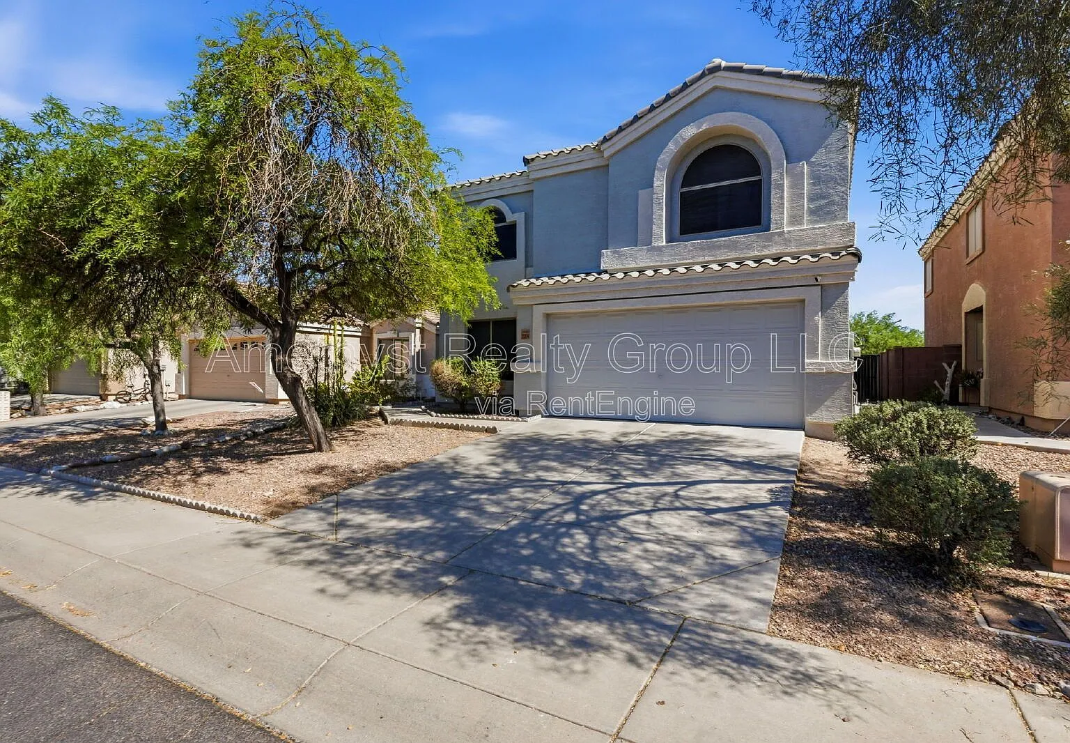 4 bed, 2.5 bath, 2154 sqft, $1,895 — Photo 1