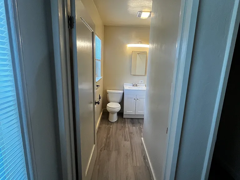 11 B St #15 — Photo 20