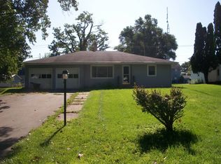 606 S Lake St, Hamilton, IN 46742
